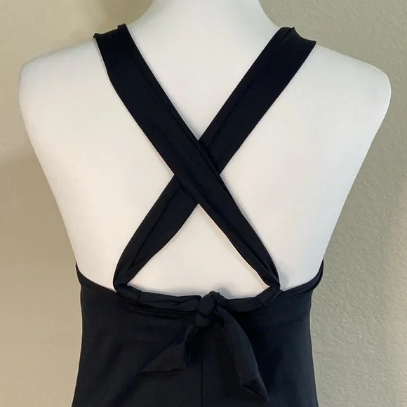 Athleta Dress Size XS Adjustable Straps Shelf Bra Moisture-Wicking Outdoor Beach - Picture 9 of 10